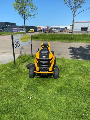 Cub Cadet XT2 PS107