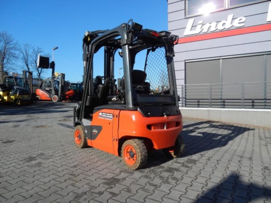 2015 Linde E16P-02