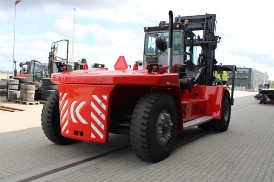 2007 Kalmar DCF330-12LB
