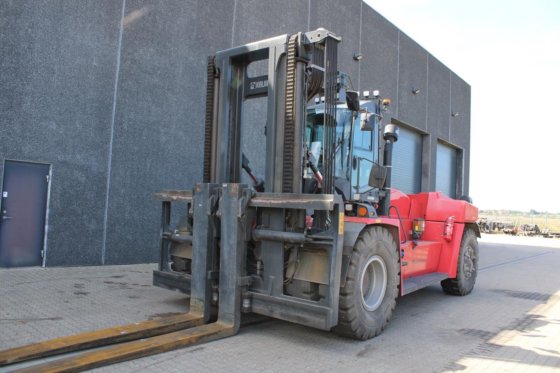 2024 Kalmar DCG330-12