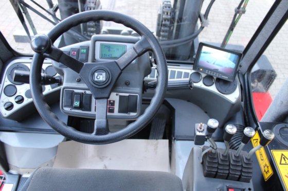 2016 Kalmar DCE80-6LB