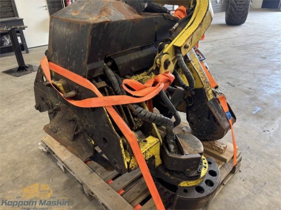 2011 John Deere H480C