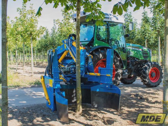 MDE Baumgräber KB90 - Manövrierfähiger