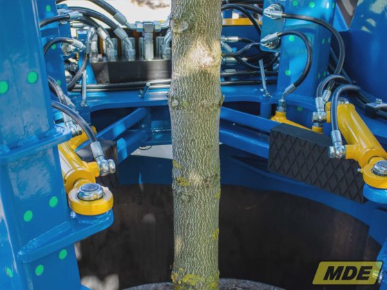 MDE Baumgräber KB90 - Manövrierfähiger