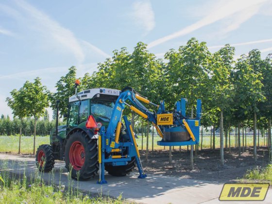 MDE Baumgräber KB90 - Manövrierfähiger