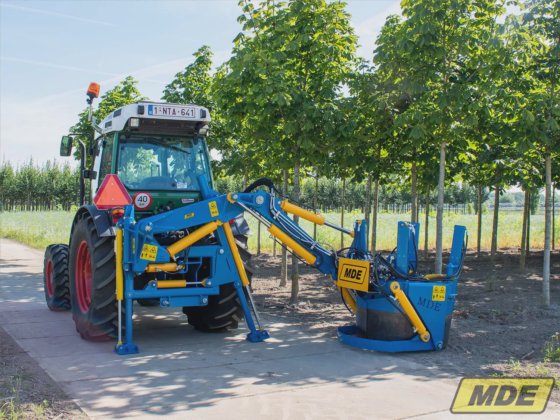 MDE Baumgräber KB90 - Manövrierfähiger