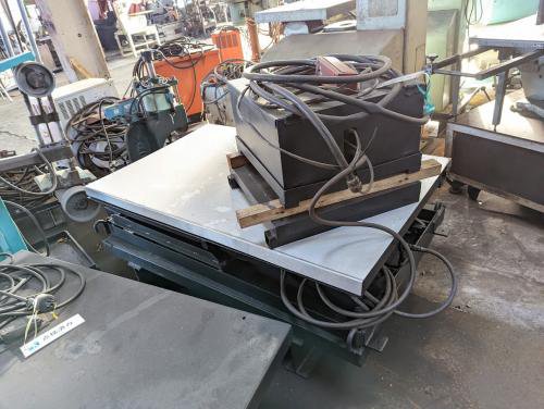 テーブルリフター　Table Lifter