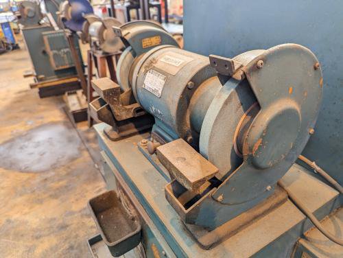 両頭グラインダー　Double Head Grinding Machine