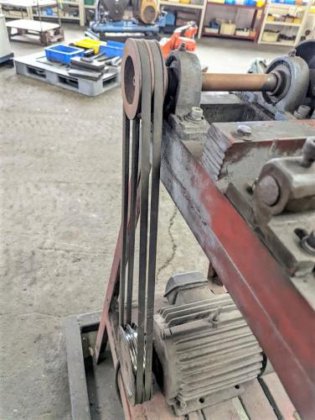 ベルトサンダー　Belt Sander