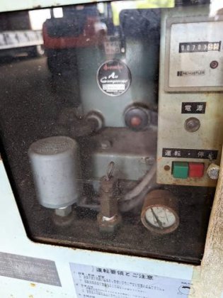 コンプレッサー　Compressor