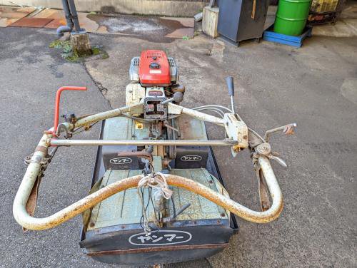 耕運機　Cultivator