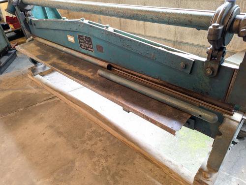 ベンダー曲機　Bending Machine