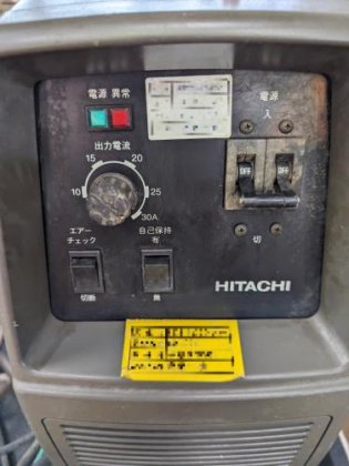 プラズマ切断機　Plasma Cutting Machine