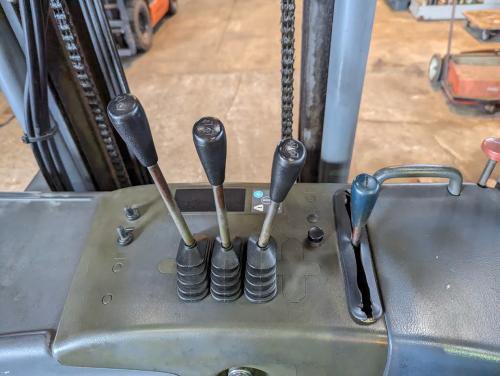 1t 前移式叉车 前移式叉车