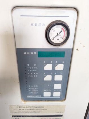 スクリューコンプレッサー　Screw Compressor