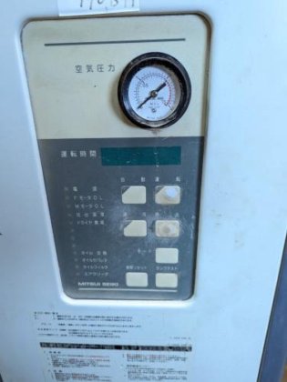 スクリューコンプレッサー　Screw Compressor