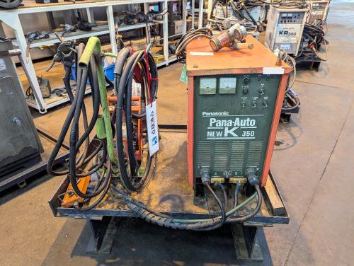 半自動溶接機　Welding Machine