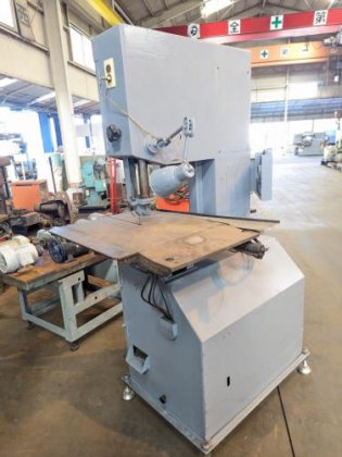 コンターマシン　Band Sawing Machine