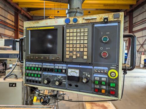 NCフライス盤　NC Milling Machine