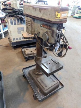 台式钻孔机 钻孔机