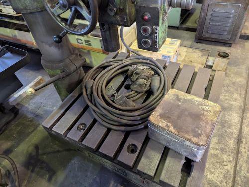 ラジアルボール盤　Radial Drilling Machine