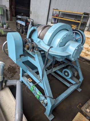 ボールミル　Ball Mill