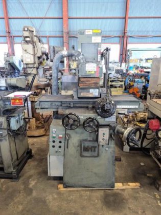 平面研削盤　Surface Grinding Machine