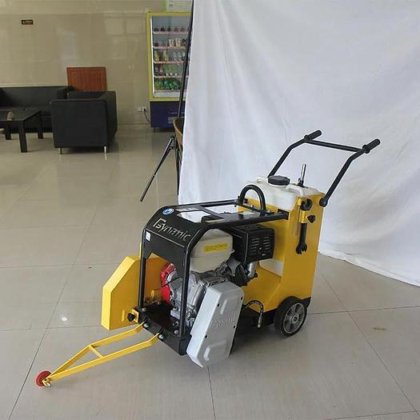 DFS-500 混凝土切割机：适用于艰巨工作的精密工具