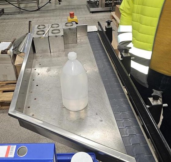 使い捨てボトル充填ライン