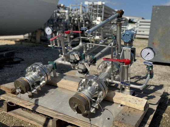 オフロード極低温ポンプ接続 / LNG / 極低温