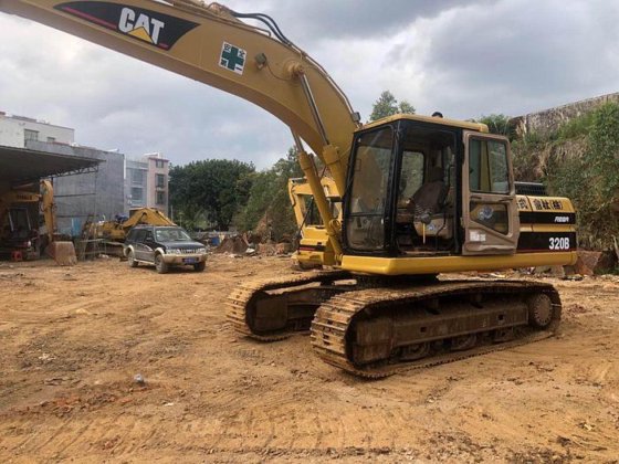 2010 Caterpillar 320B