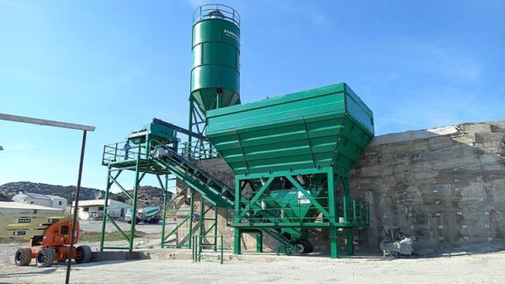 コンクリートバッチングプラント