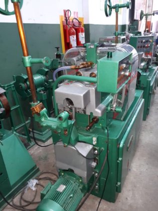 Torno Automático Traub TB60