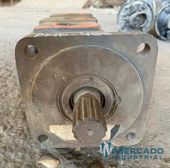 商用 Intertech 品牌起重机的液压泵