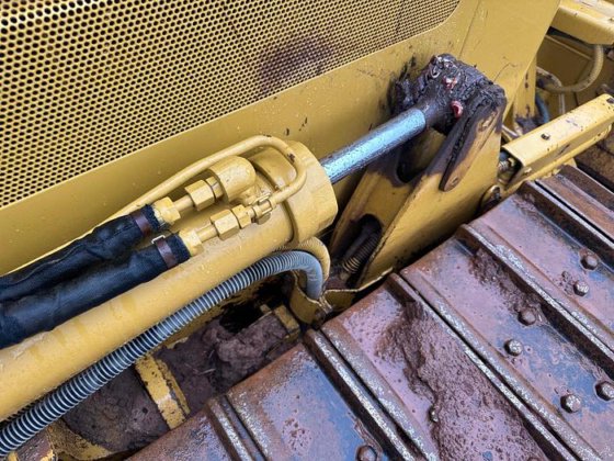 2005 CATERPILLAR D5G XL
