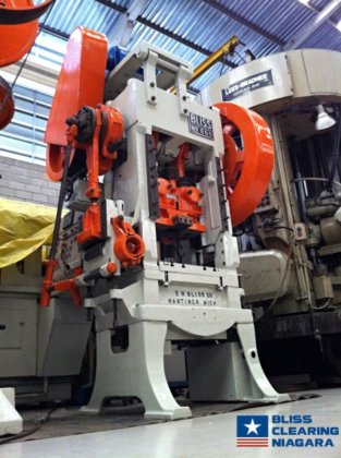 直边双曲柄后齿轮压力机 BLISS 660 - 高产量压力机