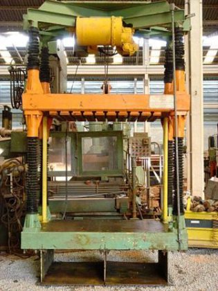 试压机 EITEL 1500X1300