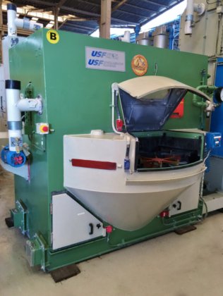 AUTOMATIC SAND BLASTING MACHINE USF