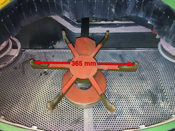 AUTOMATIC SAND BLASTING MACHINE USF