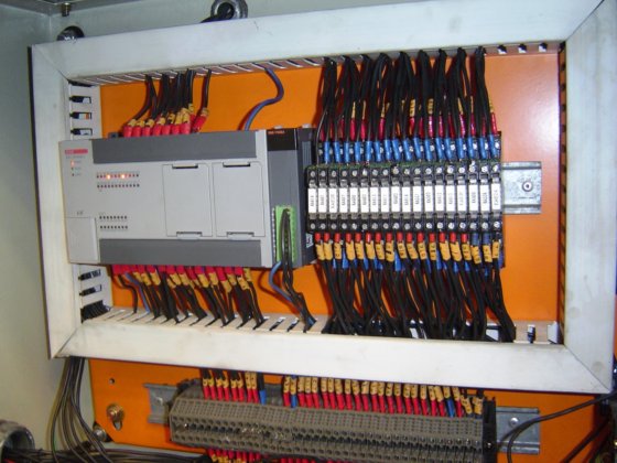 液压机 H 型框架 FRED FREY