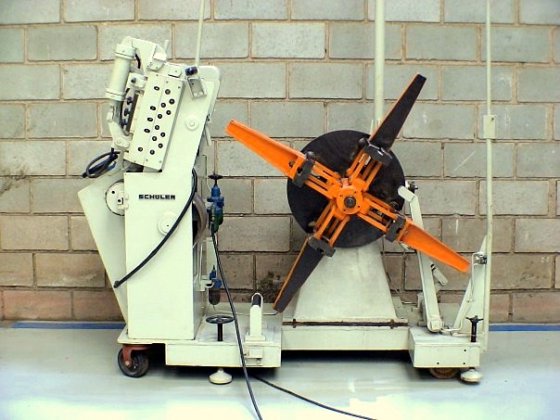 SCHULER AHR 250/2 プレーナーとストレートナーを備えた複合シートアンコイラー