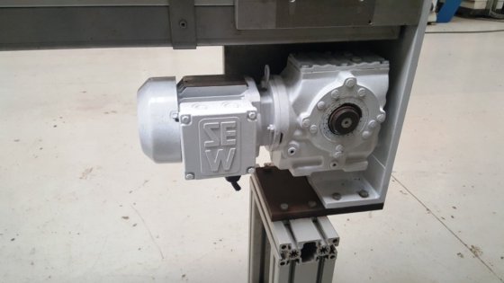 SEW SA47 コンベアベルト