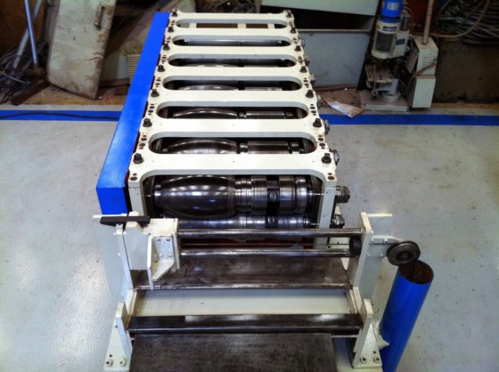 梅赛德斯-奔驰 450x125 滚压成型机