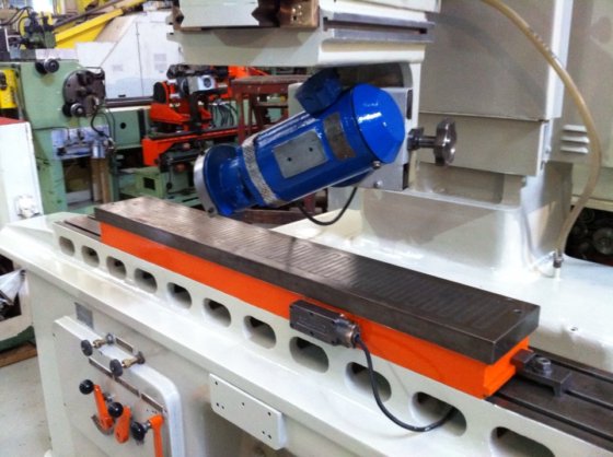 平头拉刀磨刀机 THOMPSON 41.591