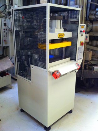 組立用油圧プレスENGC 2CHD 10-60