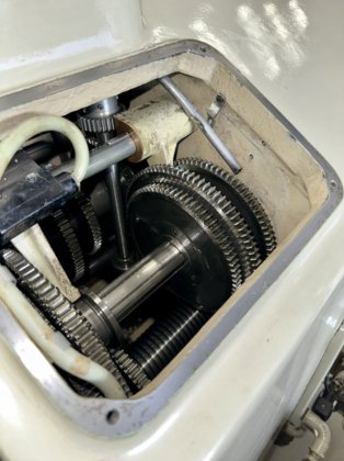 砂轮轮廓装置/蜗杆修整机 REISHAUER AM 10