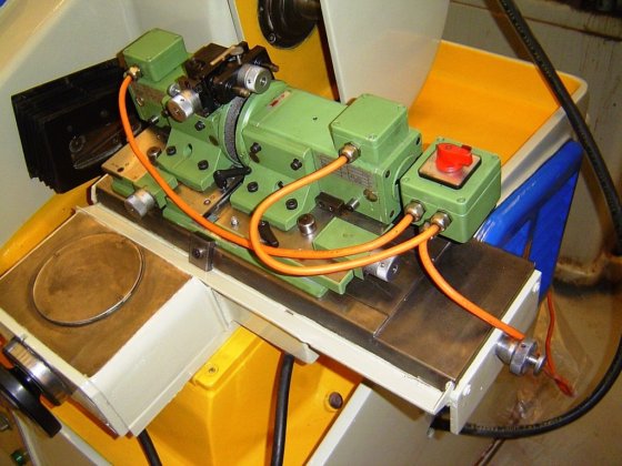 砂轮轮廓装置/蜗杆修整机 REISHAUER AM 10