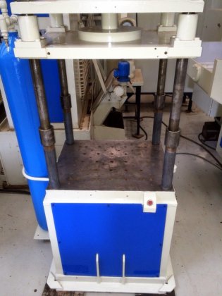 油圧プレス 4列 パーカー PHV-35