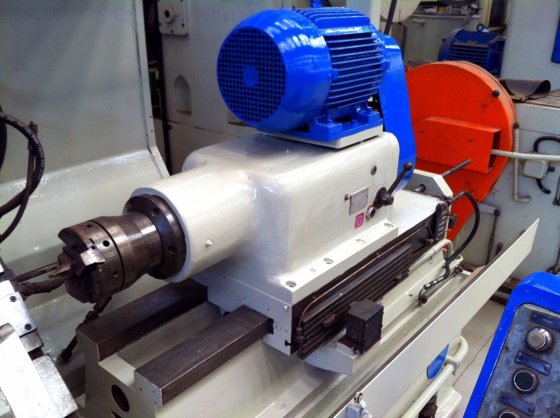 GROB AZM 800 バーフェーシングおよびセンタリングマシン