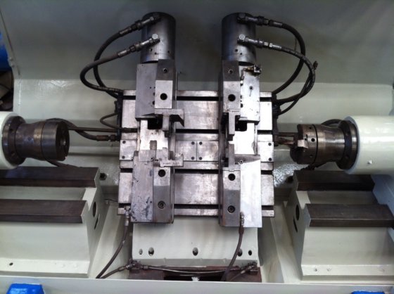 GROB AZM 800 バーフェーシングおよびセンタリングマシン